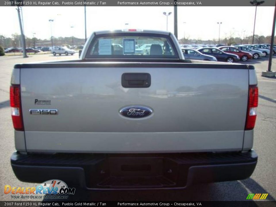 2007 Ford F150 XL Regular Cab Pueblo Gold Metallic / Tan Photo #4