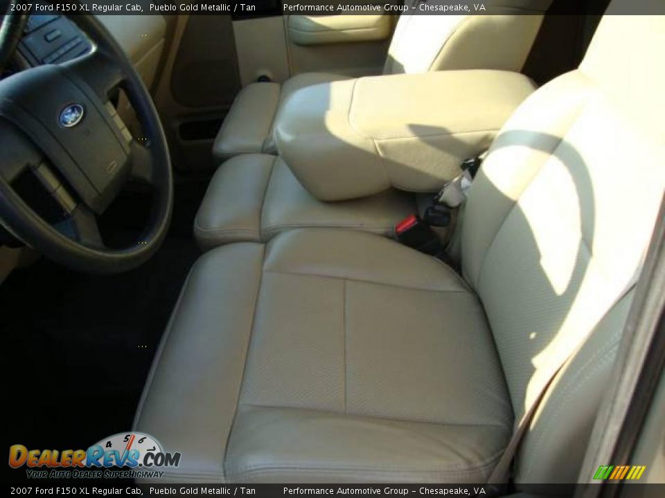 2007 Ford F150 XL Regular Cab Pueblo Gold Metallic / Tan Photo #10