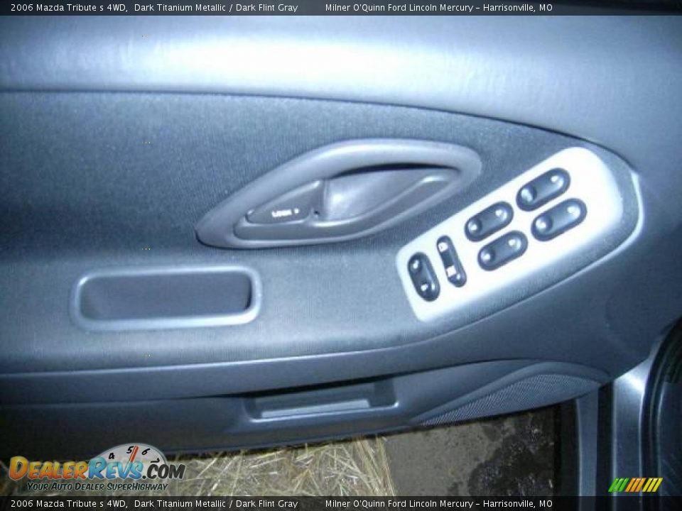 2006 Mazda Tribute s 4WD Dark Titanium Metallic / Dark Flint Gray Photo #16