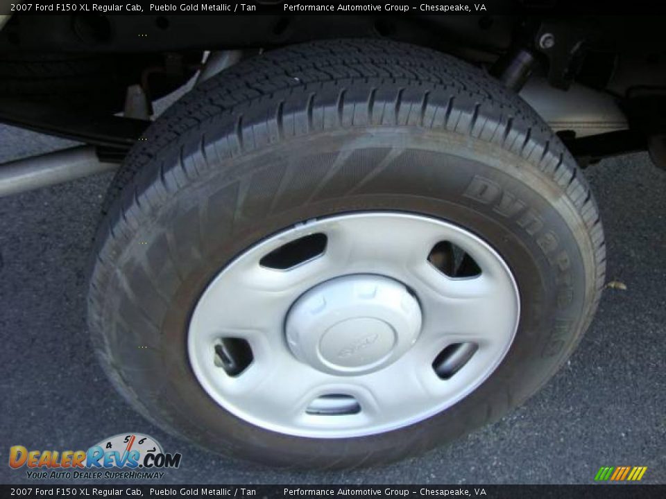 2007 Ford F150 XL Regular Cab Pueblo Gold Metallic / Tan Photo #20