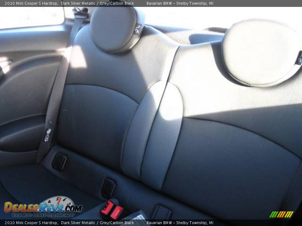 2010 Mini Cooper S Hardtop Dark Silver Metallic / Grey/Carbon Black Photo #11