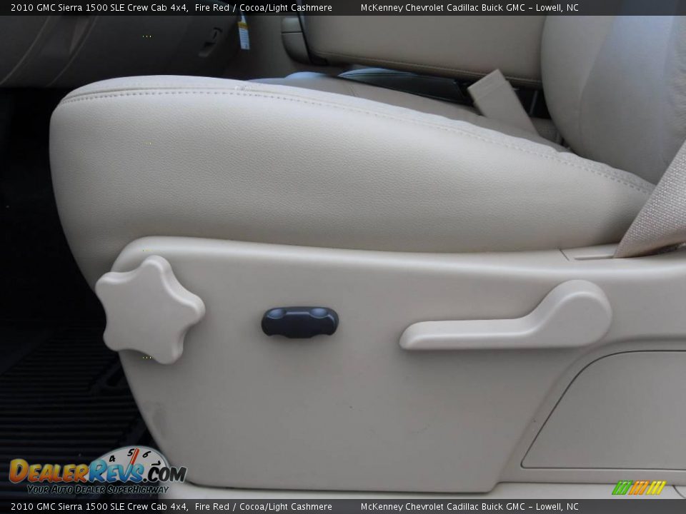 2010 GMC Sierra 1500 SLE Crew Cab 4x4 Fire Red / Cocoa/Light Cashmere Photo #11