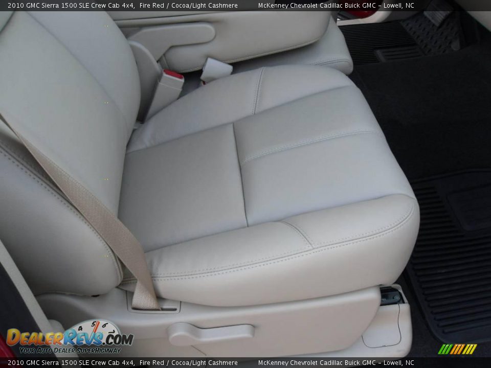 2010 GMC Sierra 1500 SLE Crew Cab 4x4 Fire Red / Cocoa/Light Cashmere Photo #17