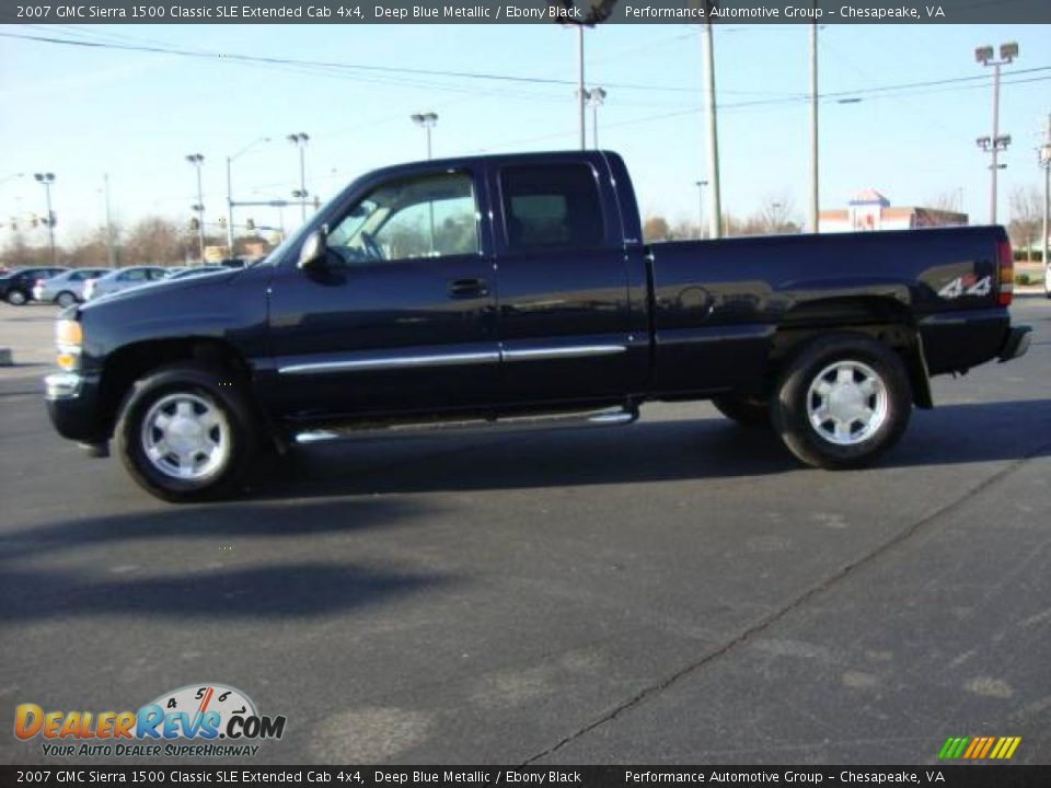 2007 GMC Sierra 1500 Classic SLE Extended Cab 4x4 Deep Blue Metallic / Ebony Black Photo #2