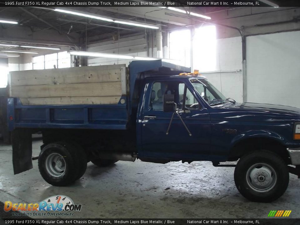 1995 Ford F350 XL Regular Cab 4x4 Chassis Dump Truck Medium Lapis Blue Metallic / Blue Photo #5