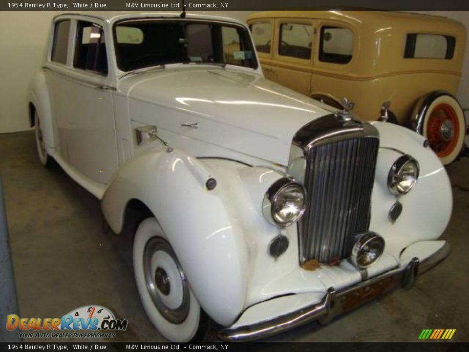 1954 Bentley R Type White / Blue Photo #3