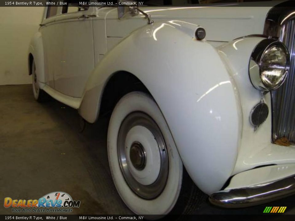 1954 Bentley R Type White / Blue Photo #4