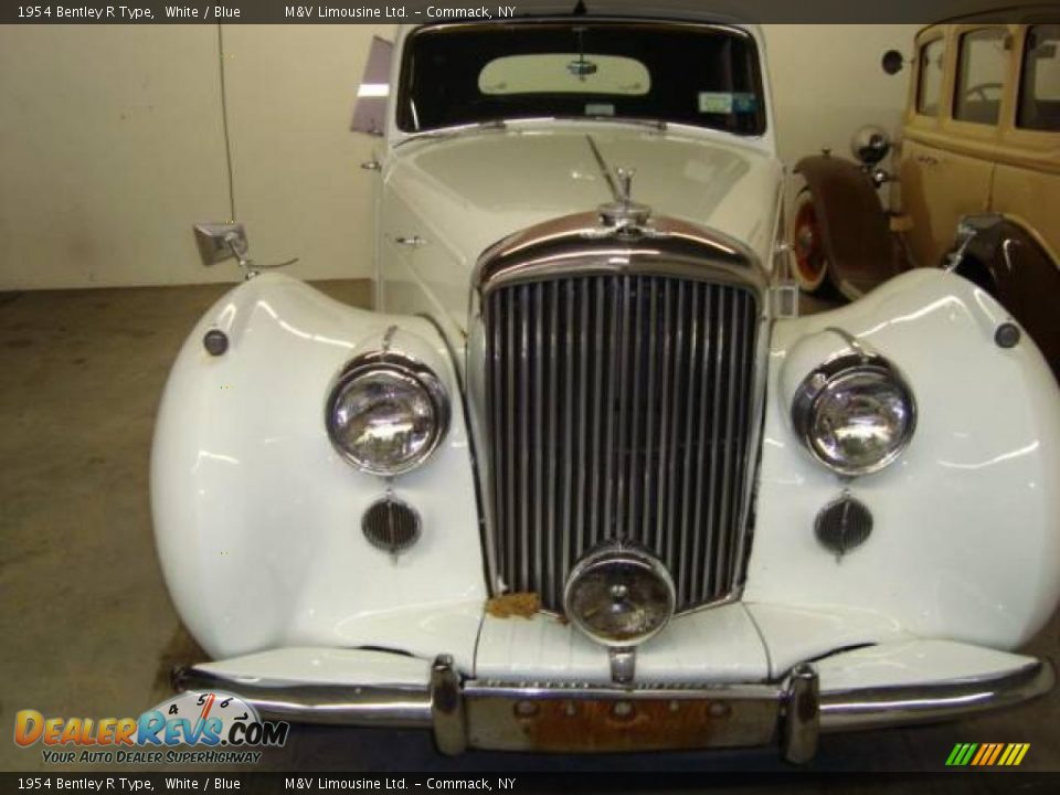 1954 Bentley R Type White / Blue Photo #5