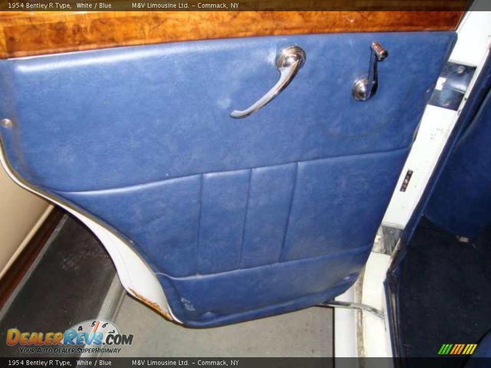 1954 Bentley R Type White / Blue Photo #19