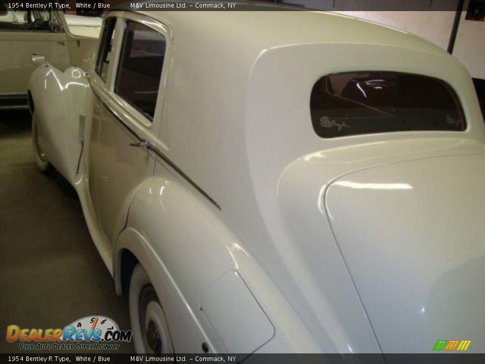 1954 Bentley R Type White / Blue Photo #29