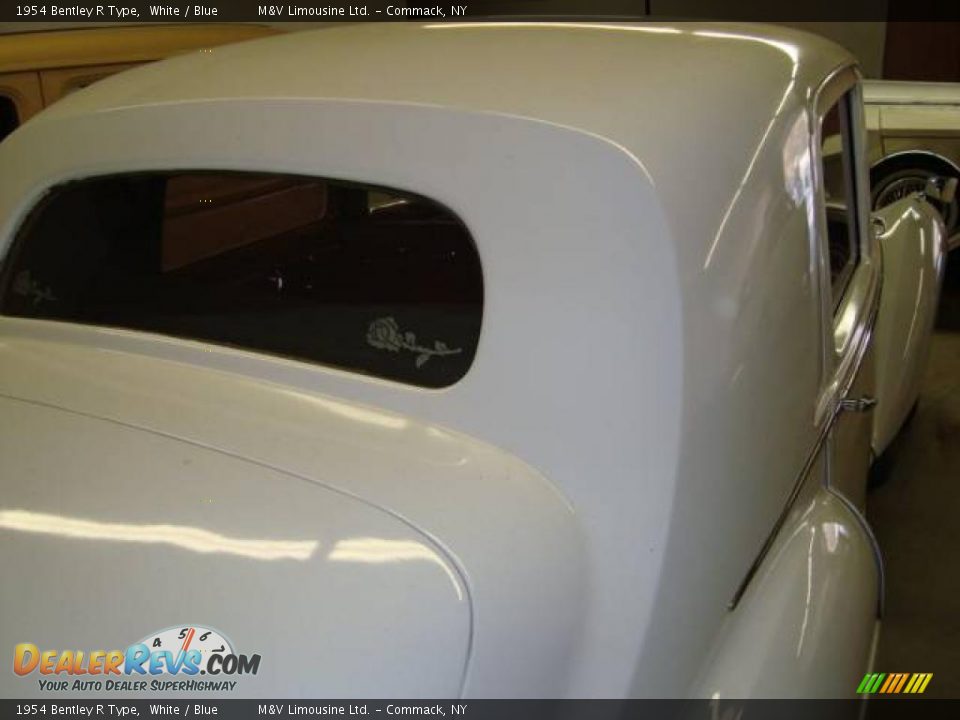 1954 Bentley R Type White / Blue Photo #30