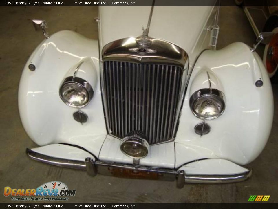 1954 Bentley R Type White / Blue Photo #34
