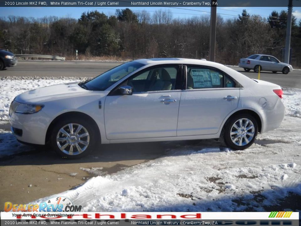 2010 Lincoln MKZ FWD White Platinum Tri-Coat / Light Camel Photo #5