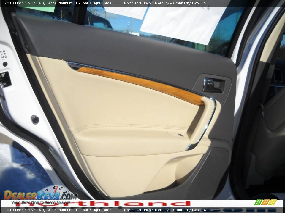 2010 Lincoln MKZ FWD White Platinum Tri-Coat / Light Camel Photo #10
