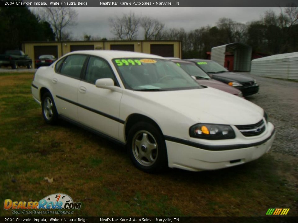 2004 Chevrolet Impala White / Neutral Beige Photo #2