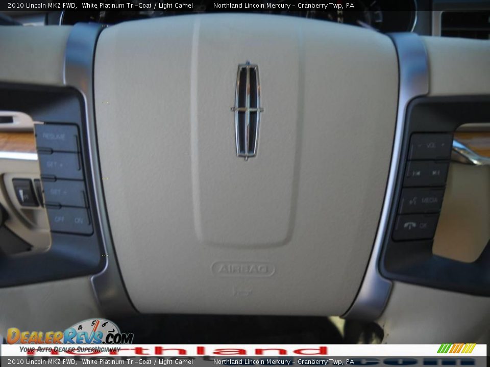 2010 Lincoln MKZ FWD White Platinum Tri-Coat / Light Camel Photo #19