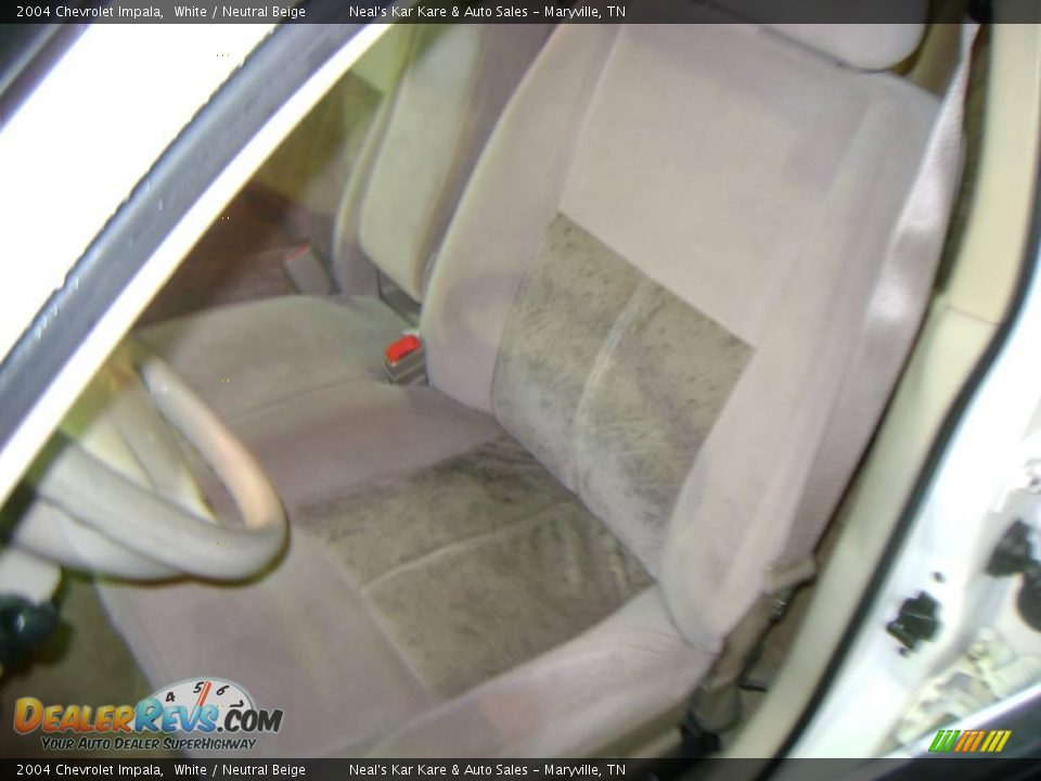 2004 Chevrolet Impala White / Neutral Beige Photo #9