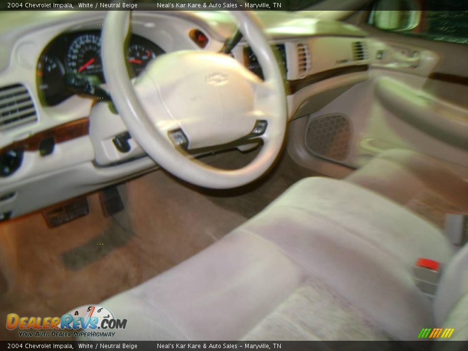 2004 Chevrolet Impala White / Neutral Beige Photo #10
