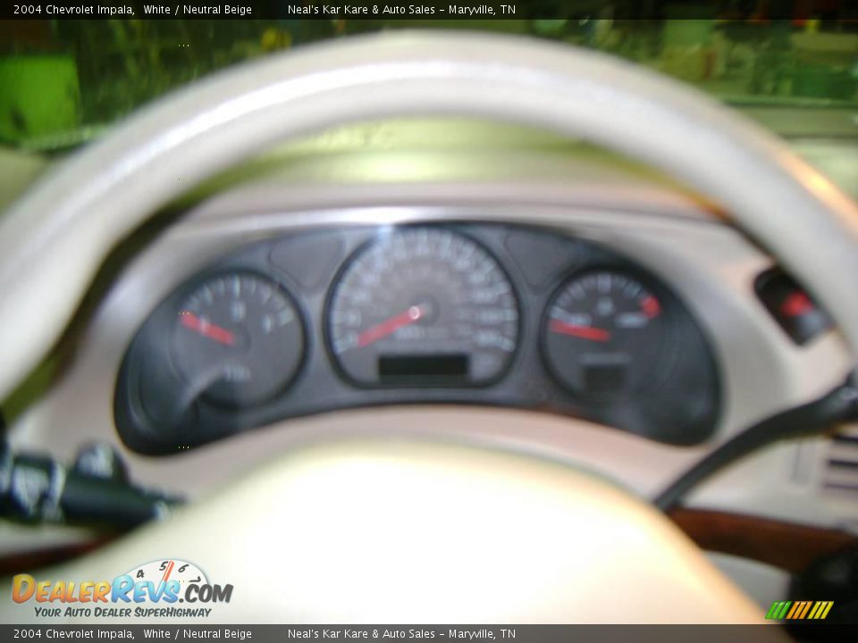2004 Chevrolet Impala White / Neutral Beige Photo #11