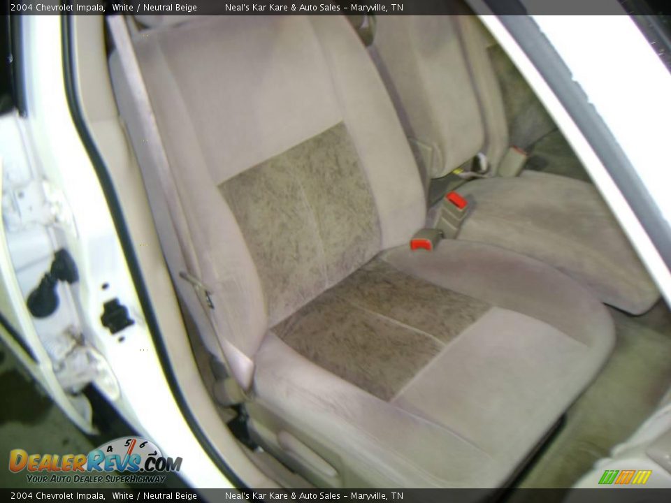 2004 Chevrolet Impala White / Neutral Beige Photo #14