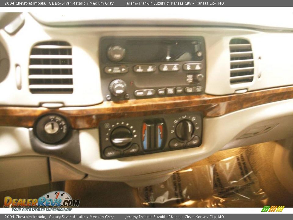 2004 Chevrolet Impala Galaxy Silver Metallic / Medium Gray Photo #13