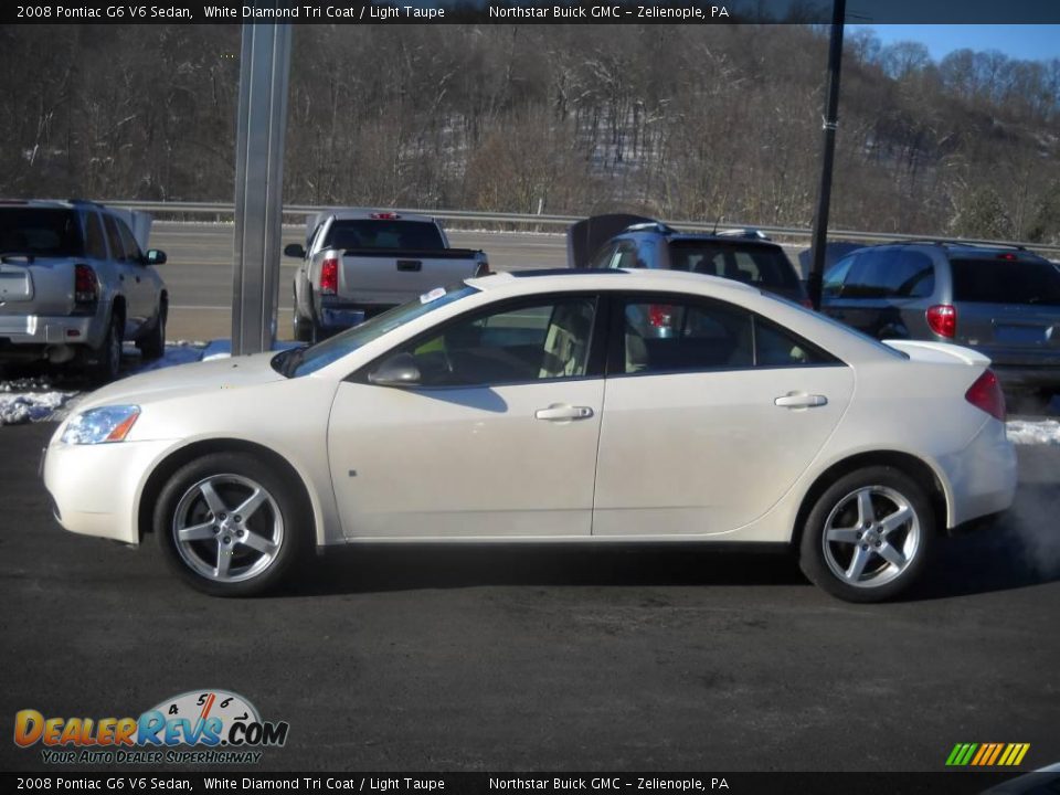 2008 Pontiac G6 V6 Sedan White Diamond Tri Coat / Light Taupe Photo #5