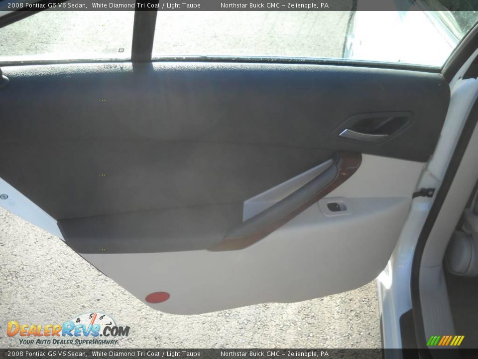 2008 Pontiac G6 V6 Sedan White Diamond Tri Coat / Light Taupe Photo #10