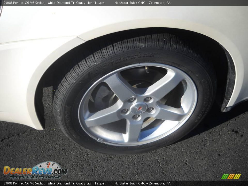 2008 Pontiac G6 V6 Sedan White Diamond Tri Coat / Light Taupe Photo #13