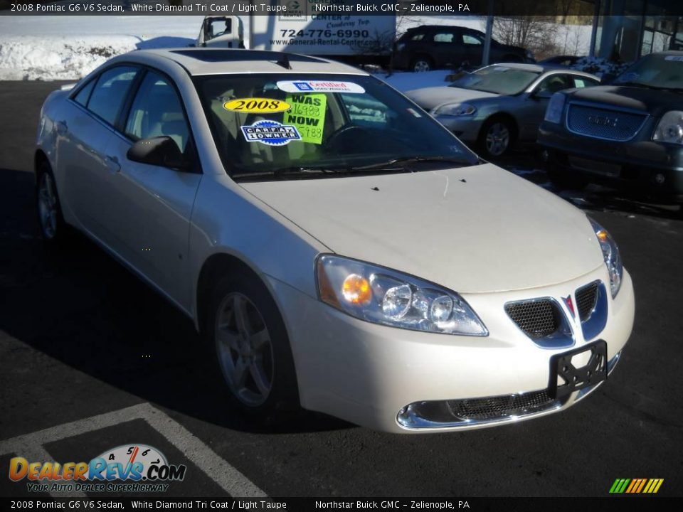 2008 Pontiac G6 V6 Sedan White Diamond Tri Coat / Light Taupe Photo #16