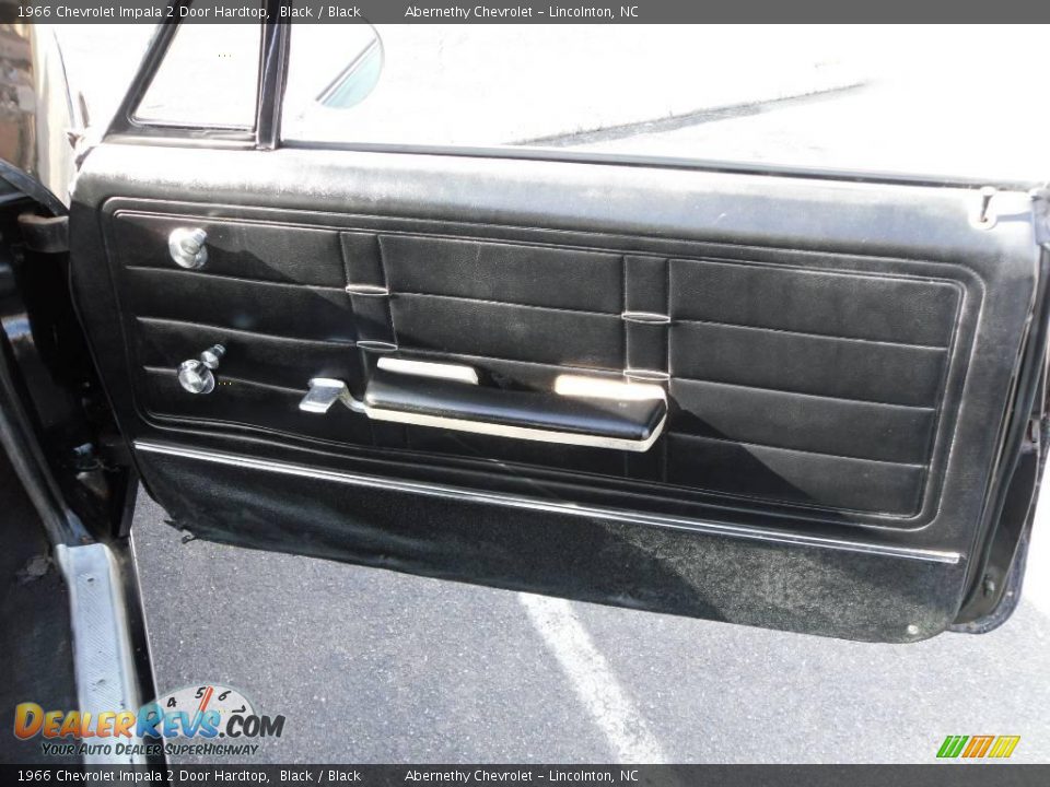 1966 Chevrolet Impala 2 Door Hardtop Black / Black Photo #12