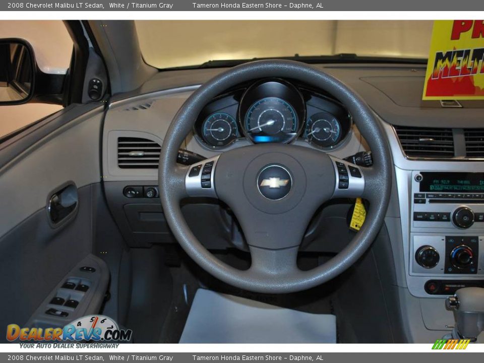 2008 Chevrolet Malibu LT Sedan White / Titanium Gray Photo #19
