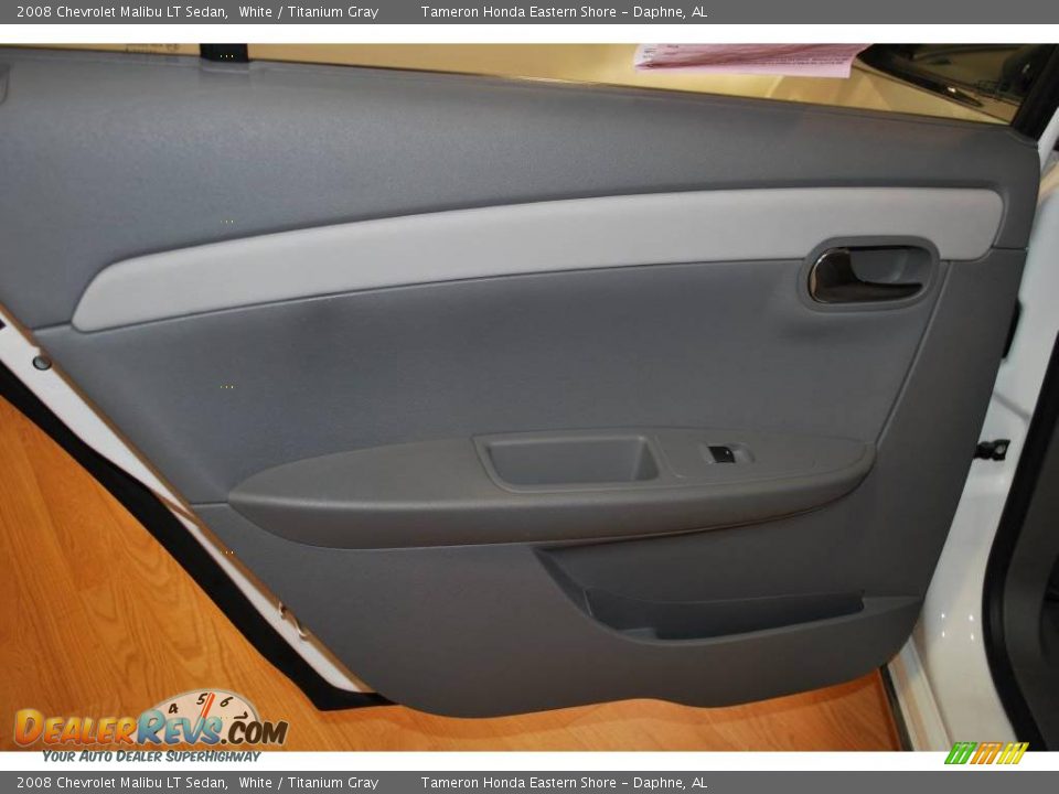 2008 Chevrolet Malibu LT Sedan White / Titanium Gray Photo #23