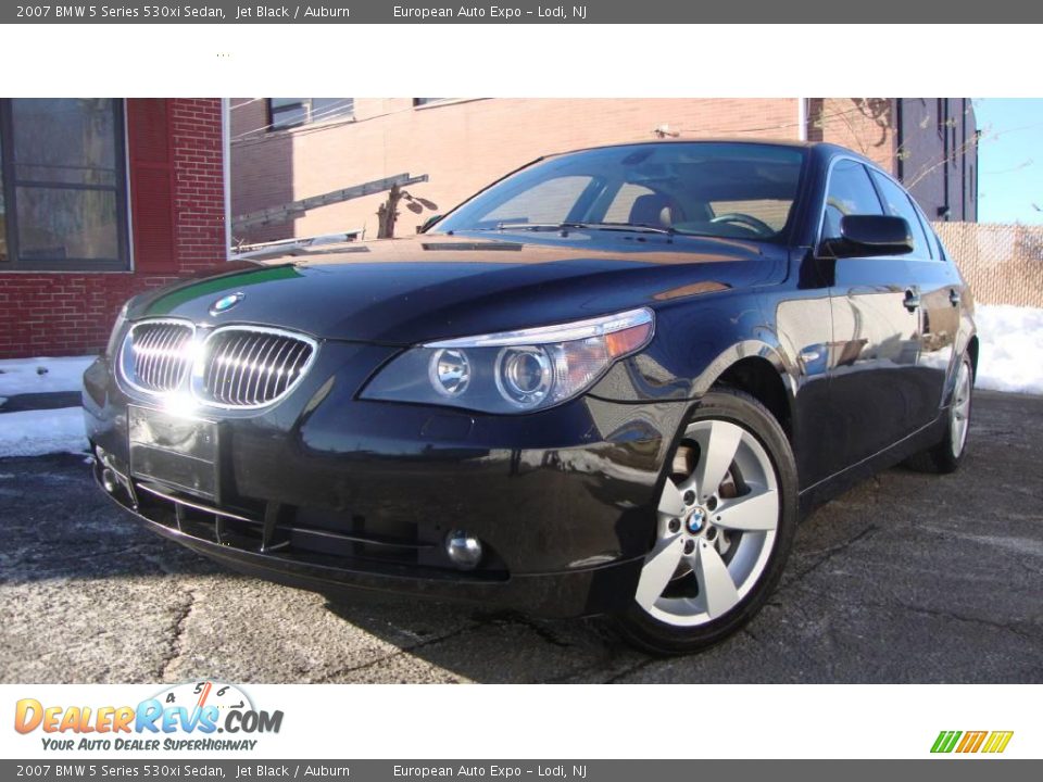 2007 BMW 5 Series 530xi Sedan Jet Black / Auburn Photo #1