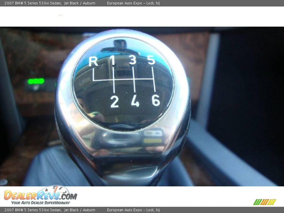 2007 BMW 5 Series 530xi Sedan Jet Black / Auburn Photo #20