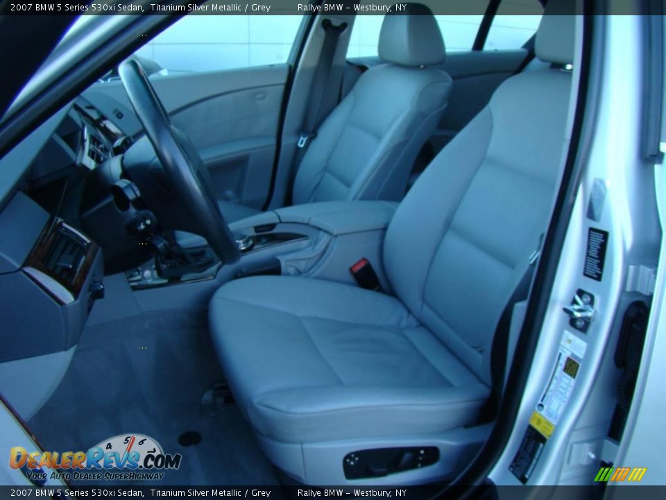 2007 BMW 5 Series 530xi Sedan Titanium Silver Metallic / Grey Photo #8