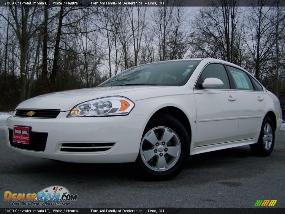 2009 Chevrolet Impala LT White / Neutral Photo #5