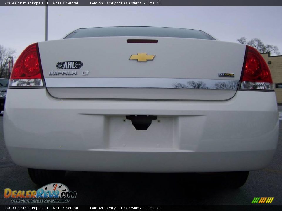 2009 Chevrolet Impala LT White / Neutral Photo #6