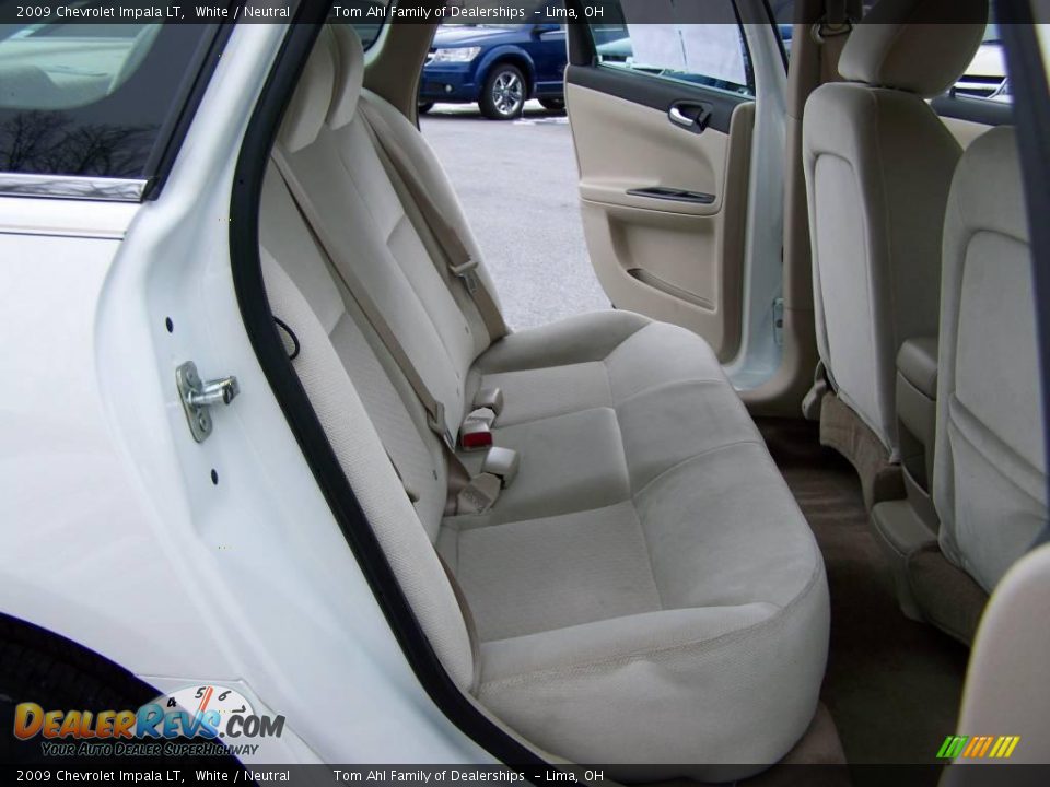 2009 Chevrolet Impala LT White / Neutral Photo #12