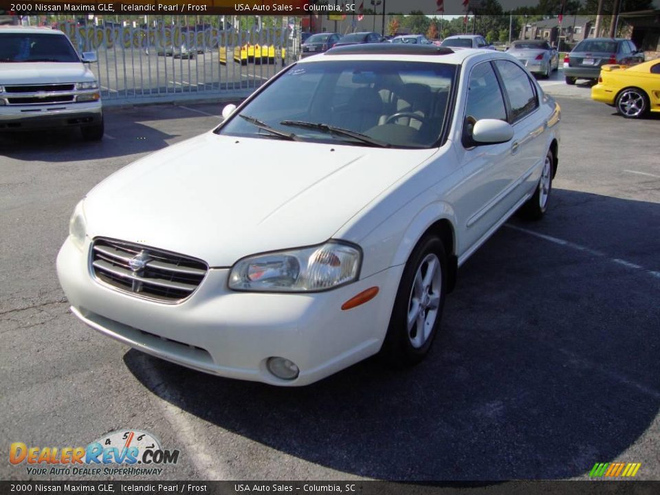 2000 Nissan Maxima GLE Icelandic Pearl / Frost Photo #2