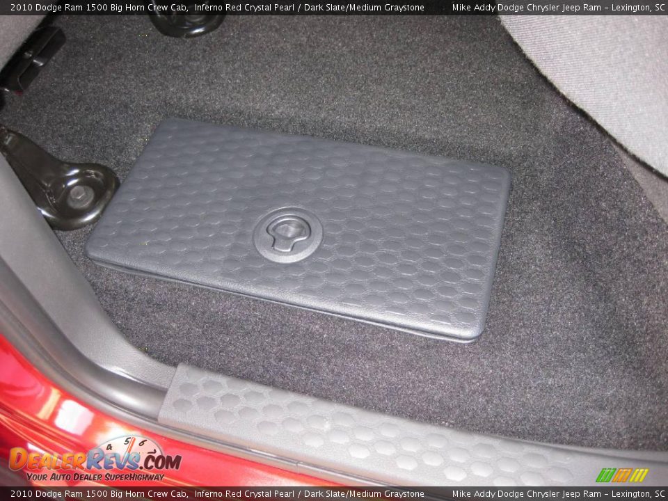 2010 Dodge Ram 1500 Big Horn Crew Cab Inferno Red Crystal Pearl / Dark Slate/Medium Graystone Photo #9