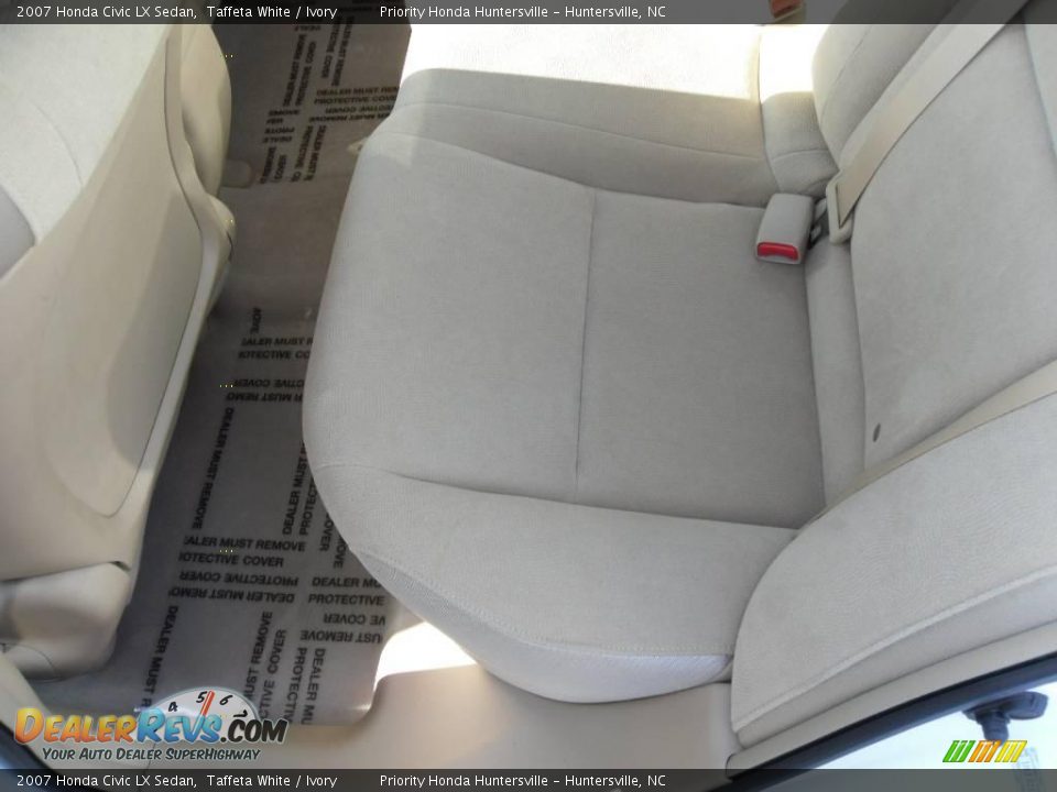 2007 Honda Civic LX Sedan Taffeta White / Ivory Photo #11
