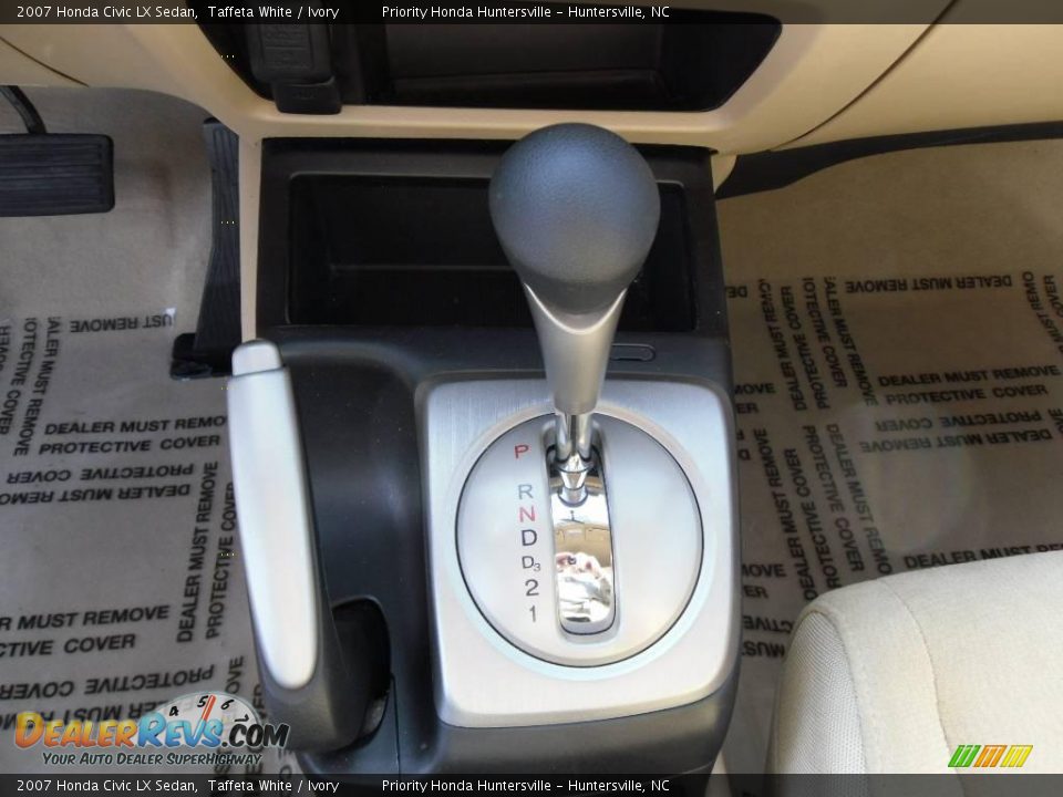 2007 Honda Civic LX Sedan Taffeta White / Ivory Photo #22