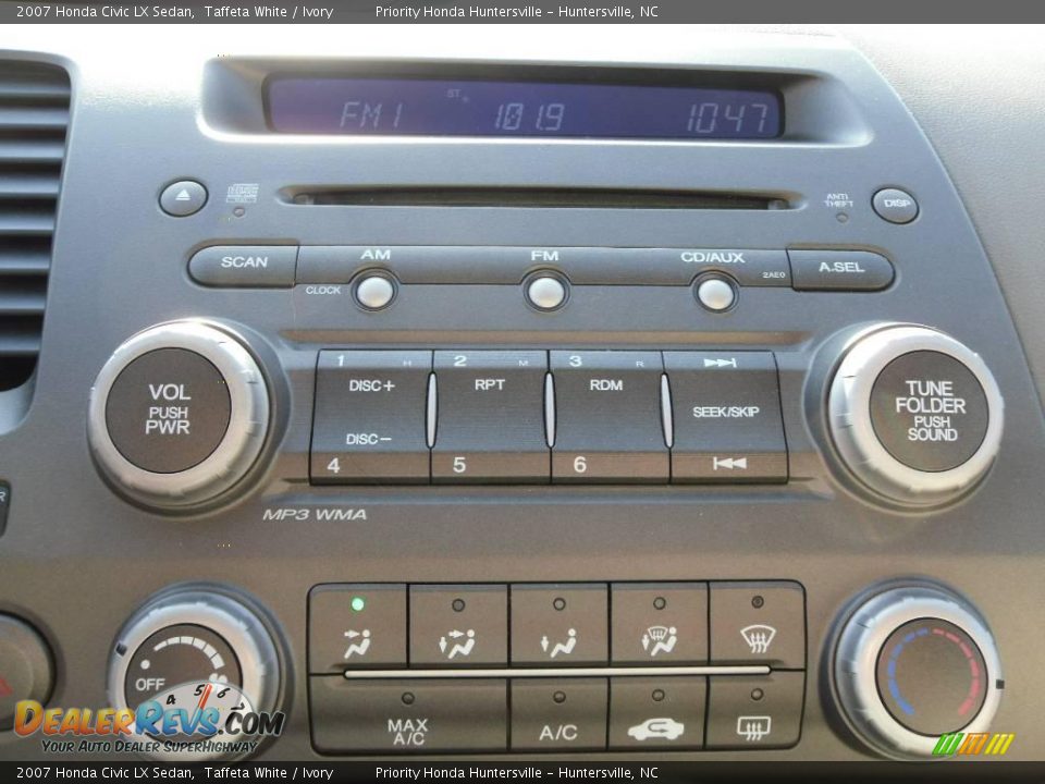 2007 Honda Civic LX Sedan Taffeta White / Ivory Photo #23