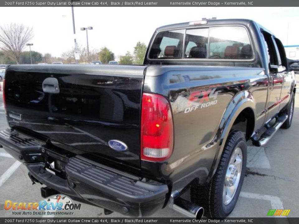 2007 Ford F250 Super Duty Lariat Outlaw Crew Cab 4x4 Black / Black/Red Leather Photo #3