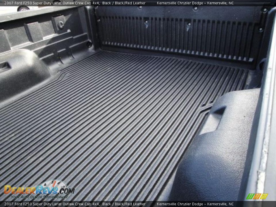 2007 Ford F250 Super Duty Lariat Outlaw Crew Cab 4x4 Black / Black/Red Leather Photo #14