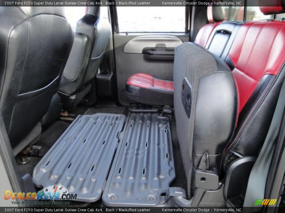 2007 Ford F250 Super Duty Lariat Outlaw Crew Cab 4x4 Black / Black/Red Leather Photo #20