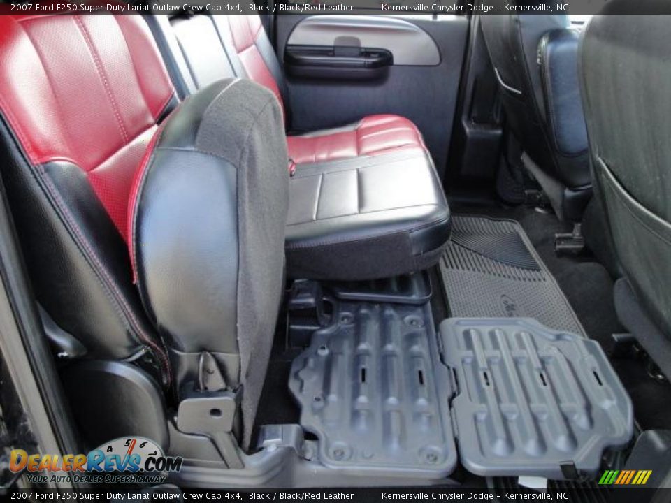 2007 Ford F250 Super Duty Lariat Outlaw Crew Cab 4x4 Black / Black/Red Leather Photo #22