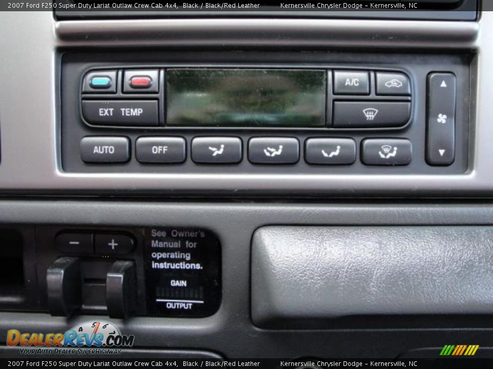 2007 Ford F250 Super Duty Lariat Outlaw Crew Cab 4x4 Black / Black/Red Leather Photo #29