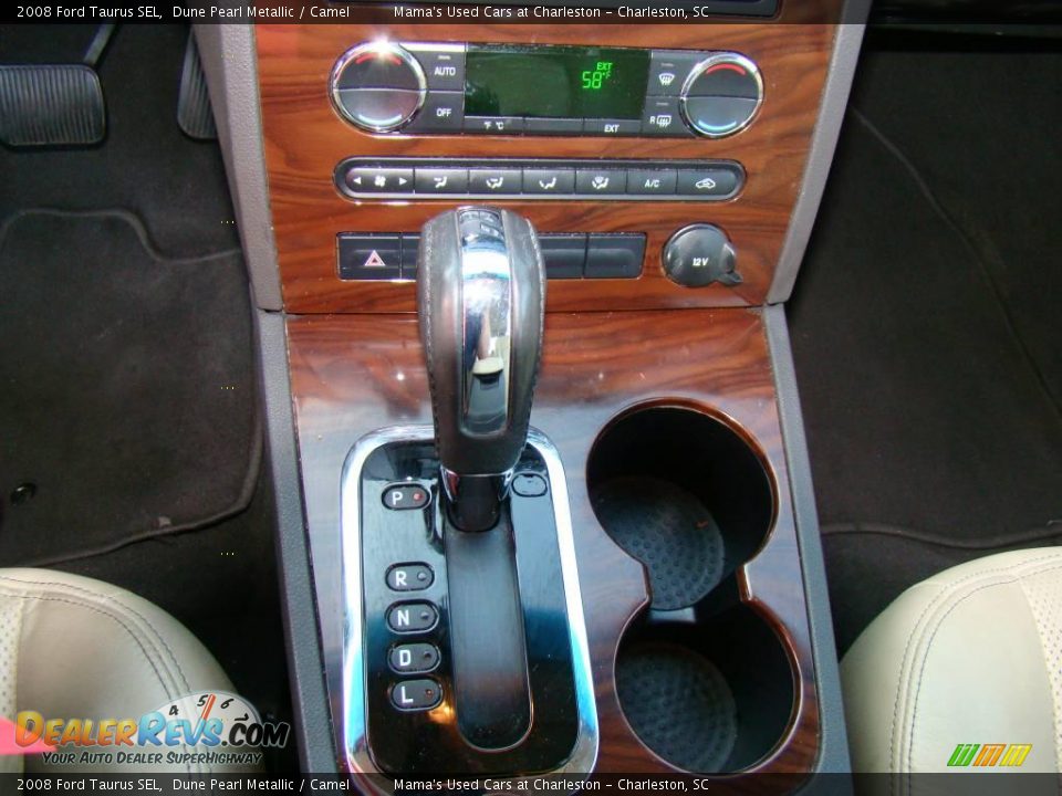 2008 Ford Taurus SEL Dune Pearl Metallic / Camel Photo #18