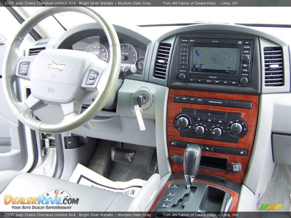 2005 Jeep Grand Cherokee Limited 4x4 Bright Silver Metallic / Medium Slate Gray Photo #19